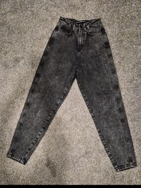Alexander Wang Black Acid-Wash Mom Jeans